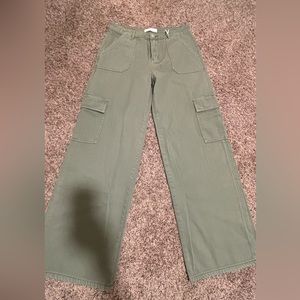 Green cargo pants